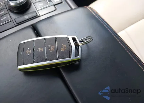 2018 Genesis G80 3.3T Sport z USA, uszkodzony, nr VIN KMHGN4JB5JU241632